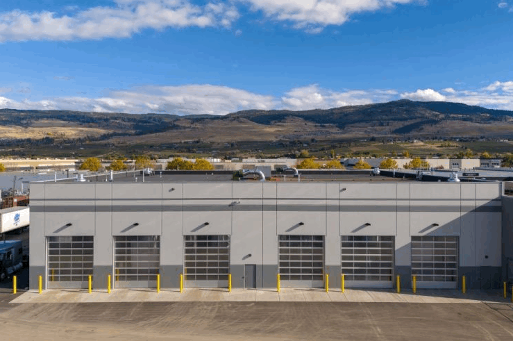 1 Dawson Truck Centres Truck Bays