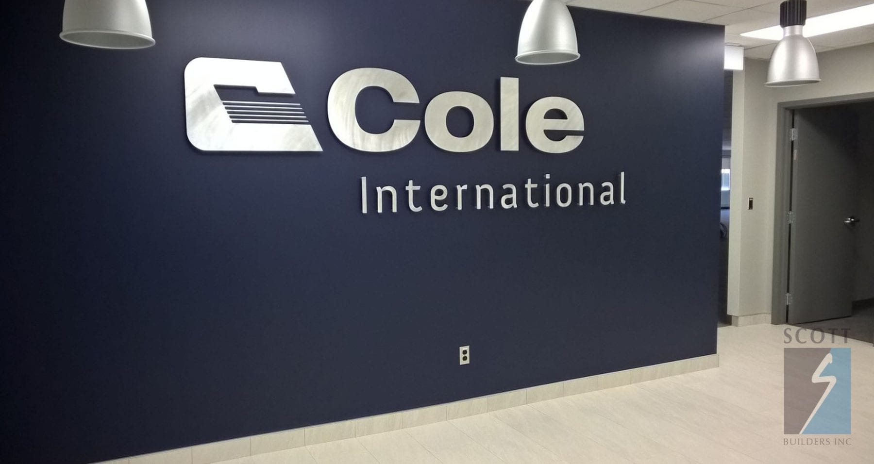 Cole-International-WP_20150813_15_44_04_Pro-scaled