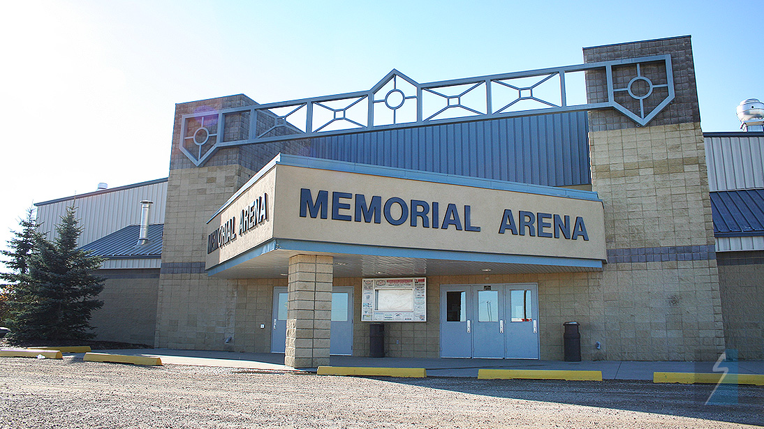 Carstairs Memorial Arena pic 1